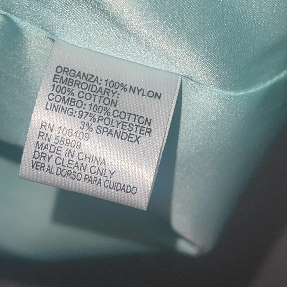 Katherine Kelly pastel green eyelet embroidered sheath dress. Size 10 GUC - Picture 7 of 7